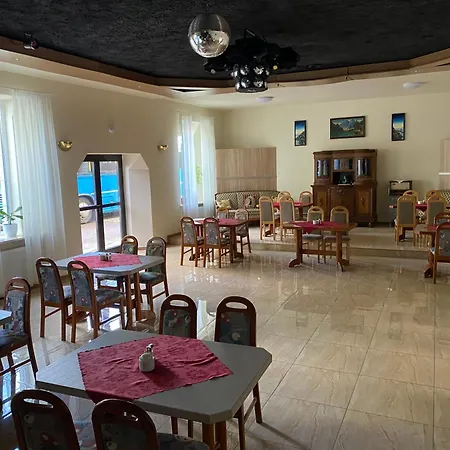 فندق مبيت وإفطار تايتانيك 3*