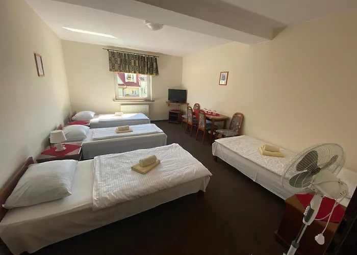 Titanic לינה וארוחת בוקר